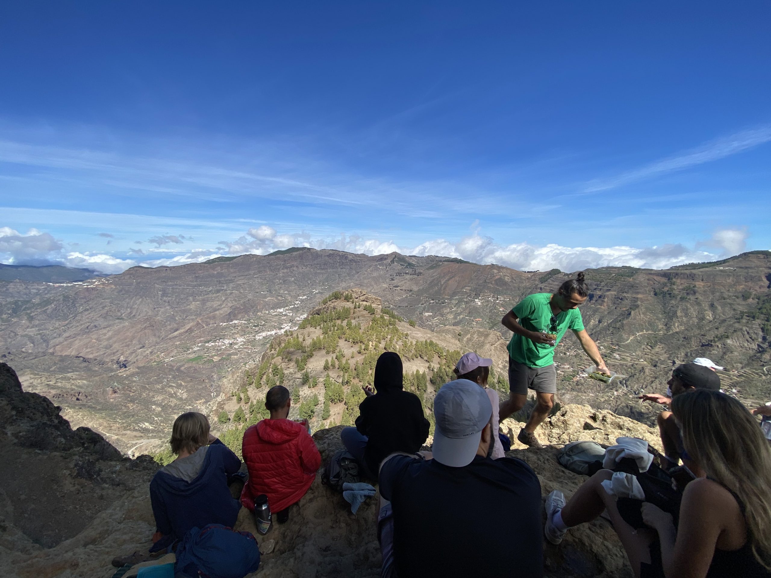 Remote workers from EcoIsleta Coliving hiking in Gran Canaria