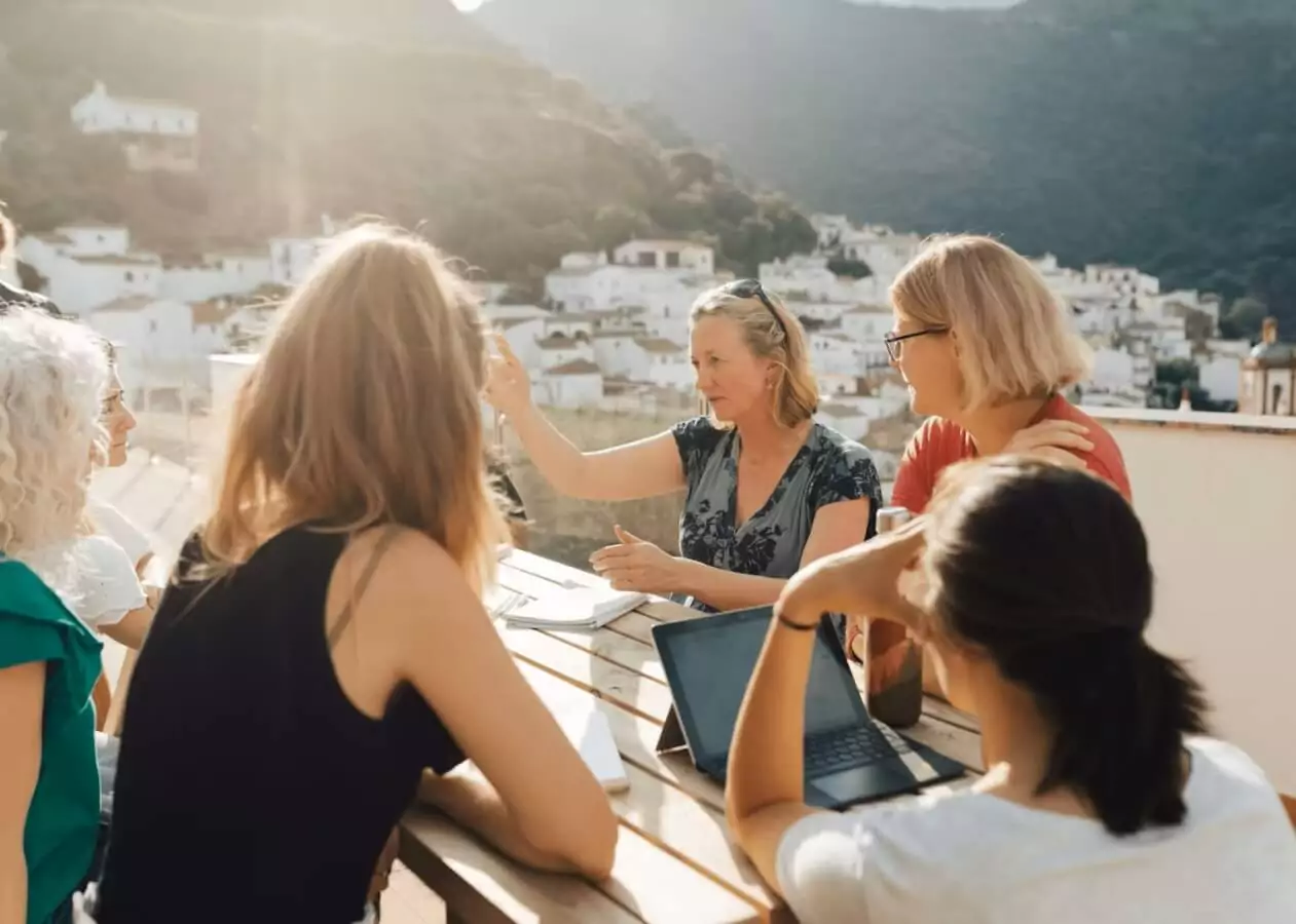 Coliving en España, Rooral