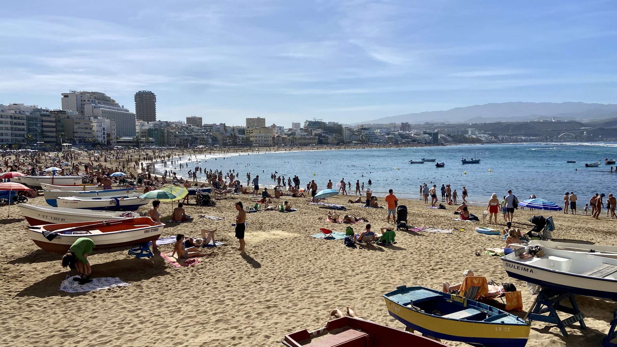 Las Canteras beach in winter